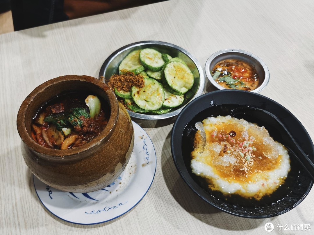 旅行就要边走边吃：舌尖上的昆明，盘点我在昆明吃到的各种美食