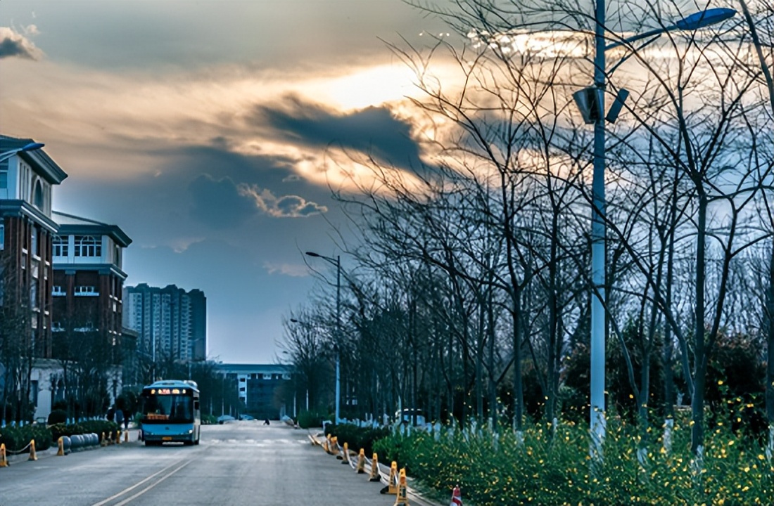 昆明理工大学2022年公开招聘博士工作人员公告