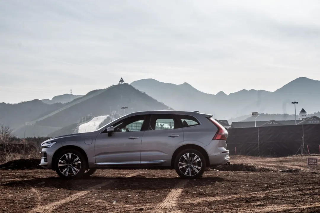 50万级性能天花板在哪?XC60 T8:看这里