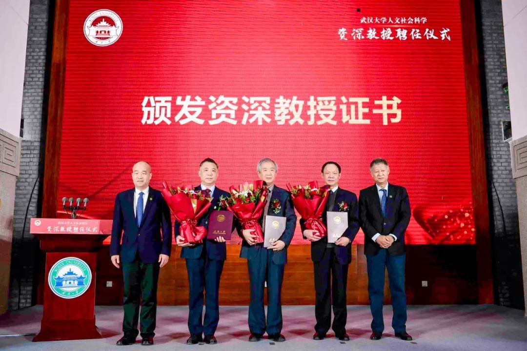 毛主席亲临视察！湖北这所高校：从“中国最美”走向“世界第一”，霸气十足！