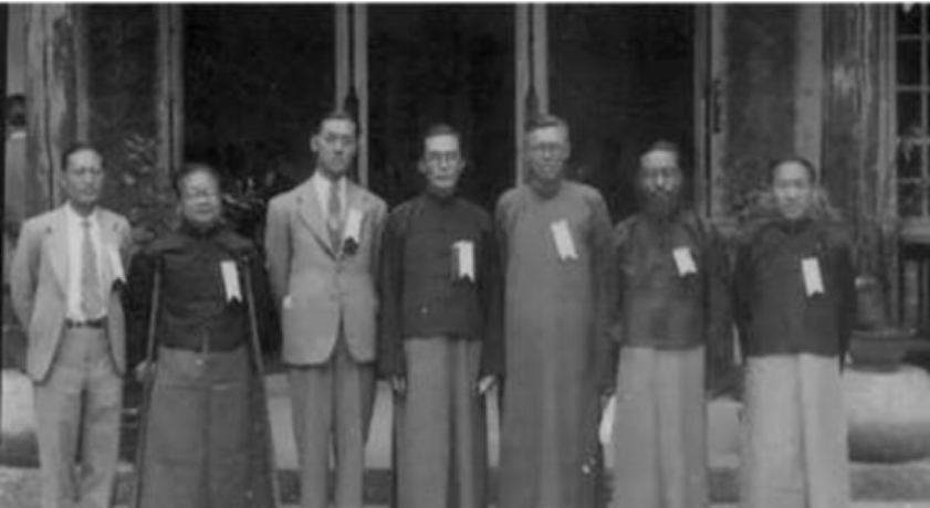 沈岳萌：沈从文的九妹，为爱所困回家时已成疯子，走丢后嫁给渔夫