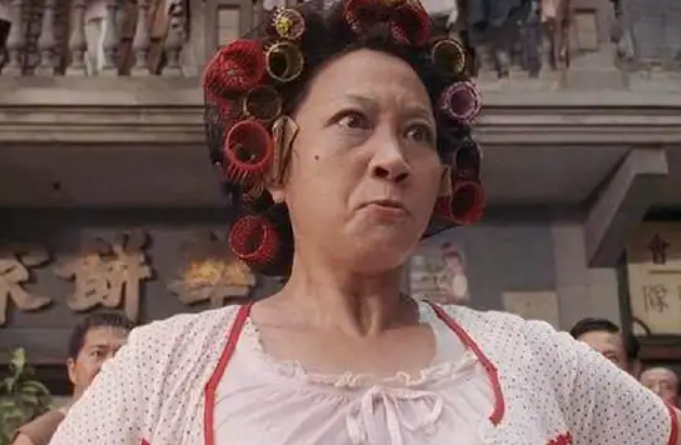 "包租婆"元秋:婚姻的失败让我退圈18年,晚年一双儿女让我骄傲