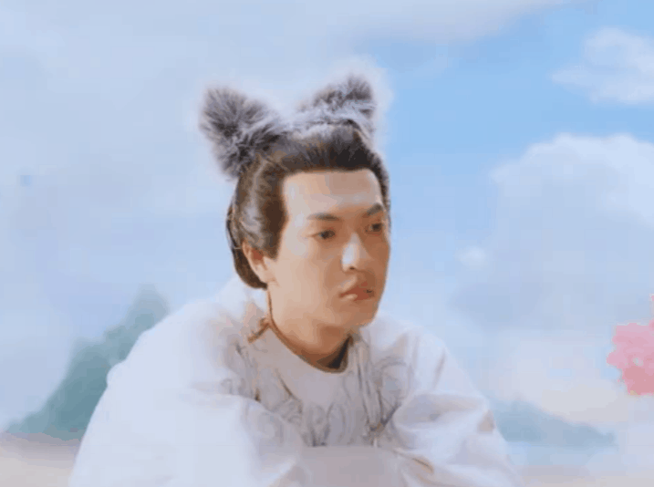 鲁国产字脸帅哥盘点：他比吴京还硬朗！