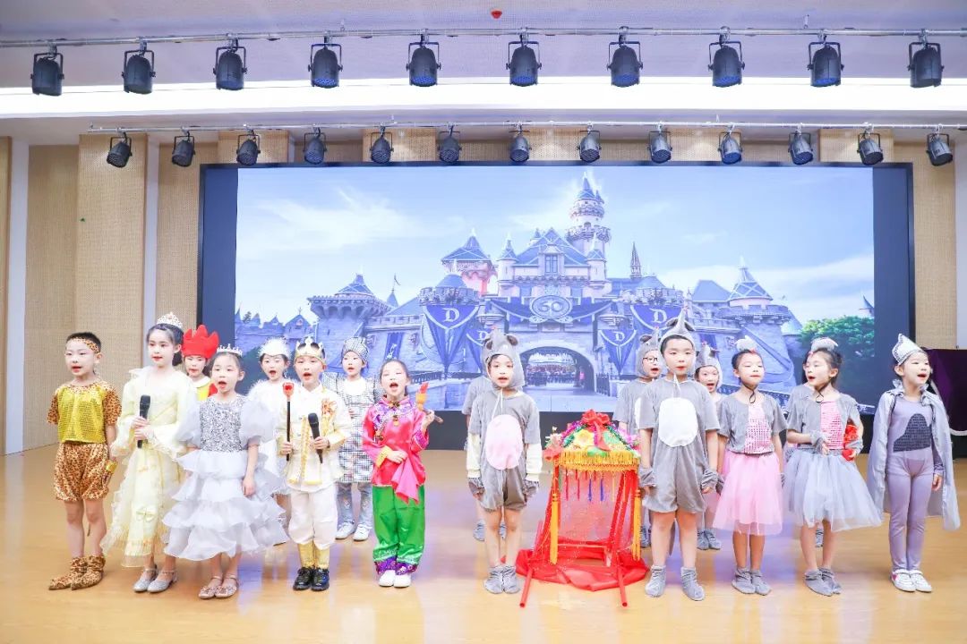 花田花绽，阅读悦心｜双流区黄甲小学举行读书节之阅读表演赛