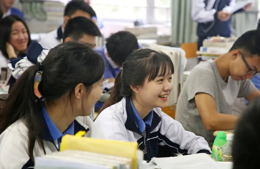 学生想上985、211大学，各科分数达到多少能上岸？班主任给出答案