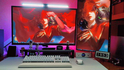 桌面改造 2.0，兼顾生产力与娱乐性的一体化空间