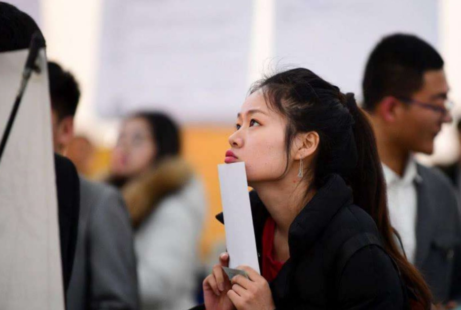 大学生申请放假留校，给出“五字”理由，网友：艺高人胆大