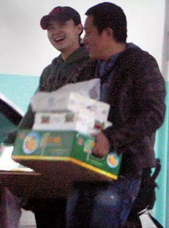 表面“人间清醒”，实际生活却一团糟，这些女星实在令人尴尬