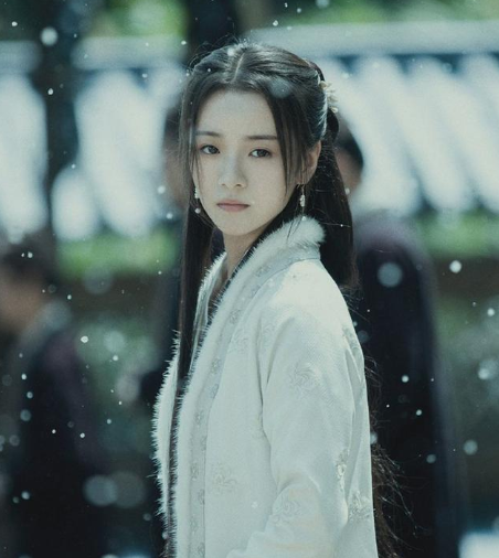 10位00后小花，争奇斗艳各显神通，谁能成为国民妹妹？