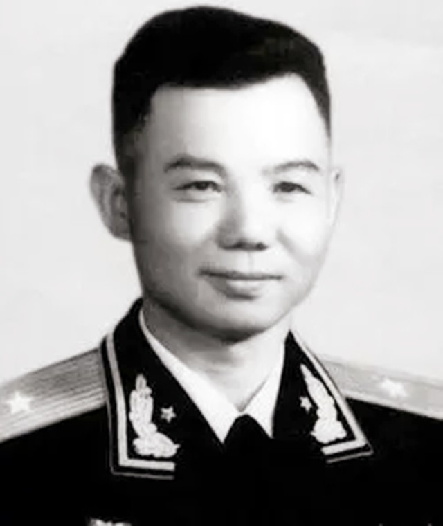 《亮剑》赵刚原型：清华大学高材生，建国后调往北京，成公安部长