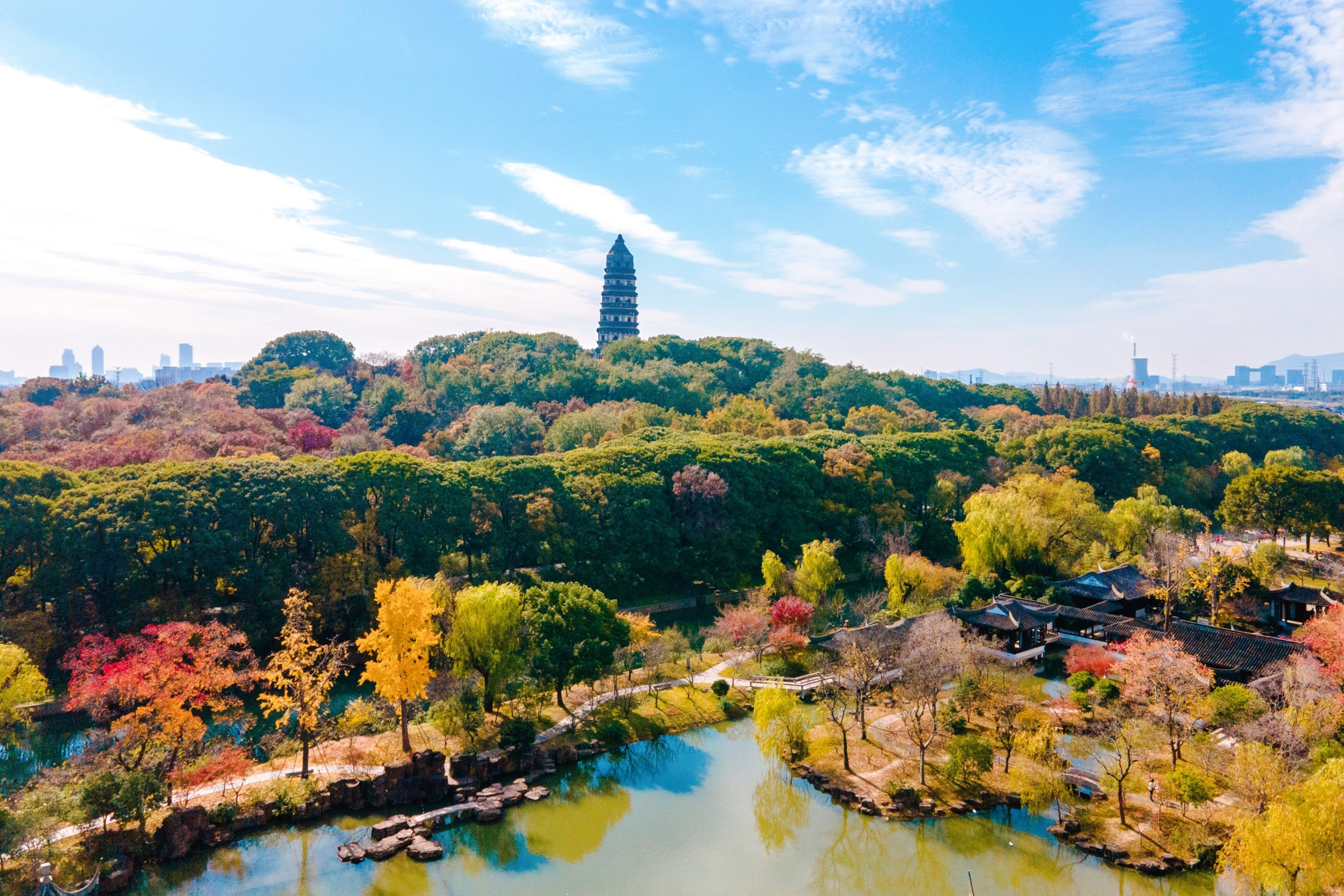 江苏虎丘旅游攻略(探访苏州虎丘景区) - 悦闻天下