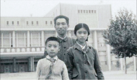 康辉：高考分数超清北，却被人暗中顶替，父亲奔波多次才查明真相