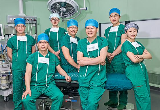 医学类专业发展前景排行榜，临床医学仅排第4，医学影像学成黑马