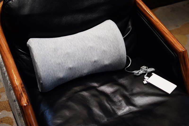 石墨烯热敷 8H小暖石墨烯热敷支撑护椎腰靠