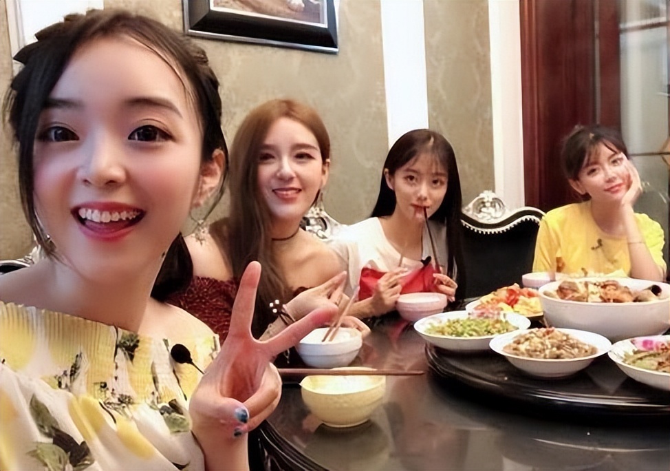 大学生每月生活费等级划分，一级需要自力更生，顶级羡煞旁人