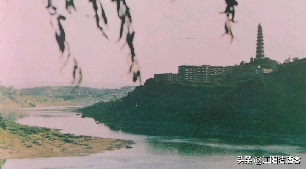 九街十八巷，中间有个鸭儿氹，自贡牛佛古镇川南一块风水宝地