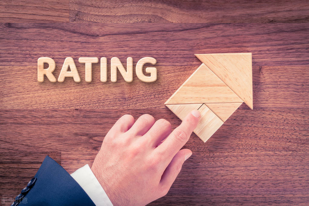 你没看错！根据《劳动合同法》这2条规定，主动辞职也能拿补偿