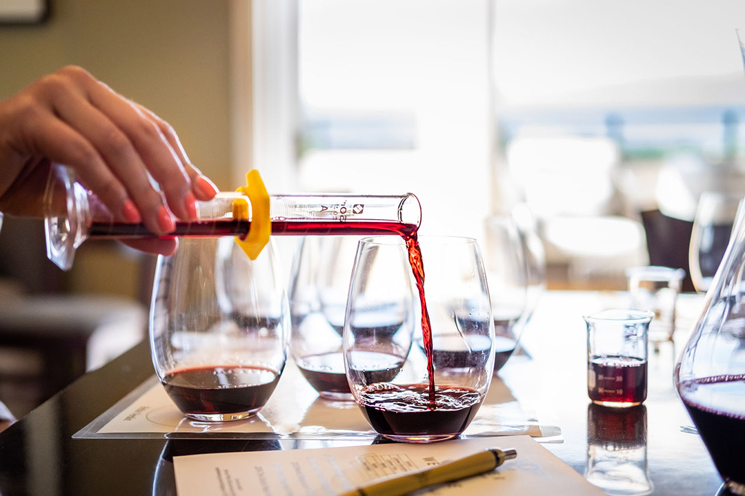 酒类品牌纷纷入局体验经济