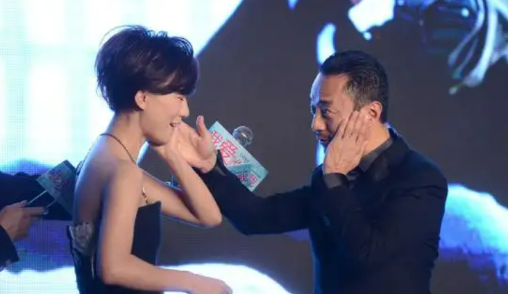 张涵予：44岁爆红后婚姻出现危机，今糟糠妻子成了他的“心病”