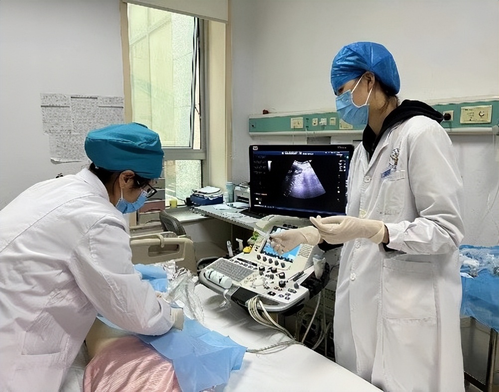 精准诊断 及时治疗 西安市红会医院肾脏内科成功开展肾穿刺活检术