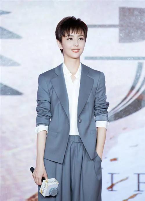 论短发女星你更喜欢谁？