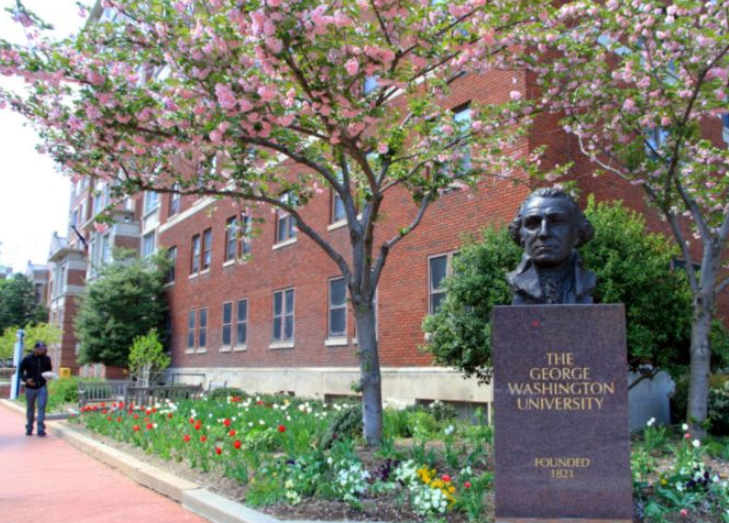 杭州90后女孩，17岁拒绝保送清华，大二未婚生子，22岁带娃读哈佛