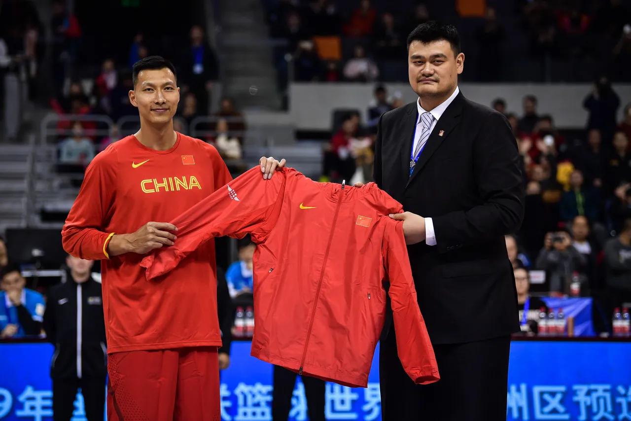 梁东根为什么没有去nba(中国男篮：我终究还是失去了你，易建联)