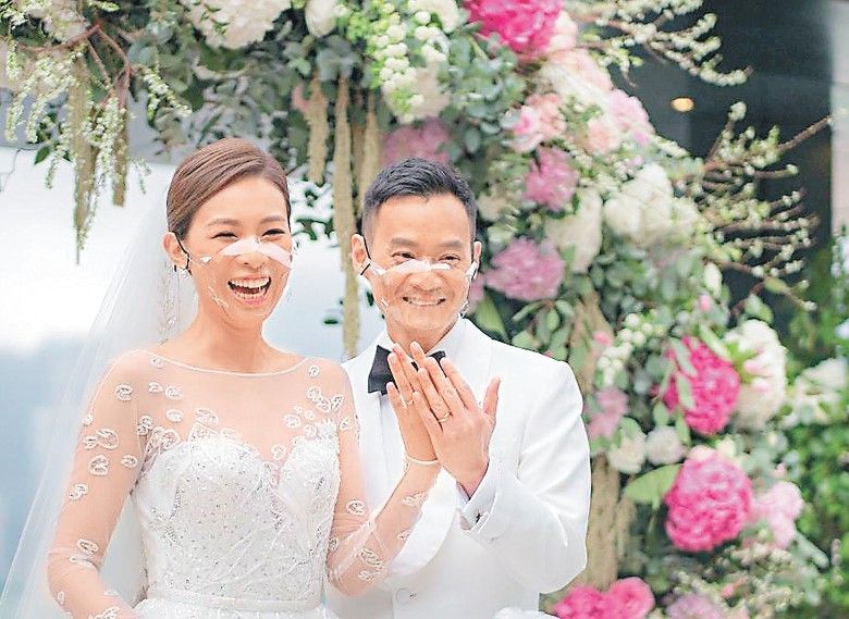 2021年娱乐圈8场唯美婚礼：俊男靓女羡煞旁人，两对新人奉女成婚
