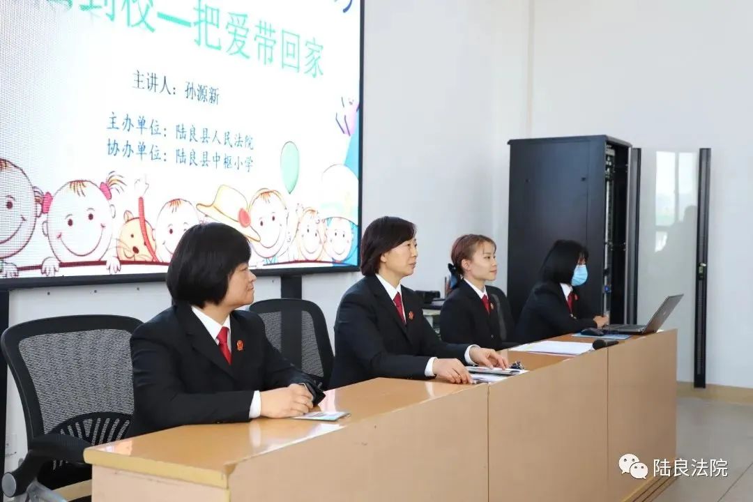 【身边榜样】致敬“铿锵玫瑰”