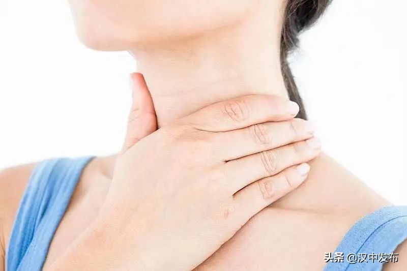 日常生活中出現(xiàn)嗓子疼不要忽視！當(dāng)心這種急危重癥