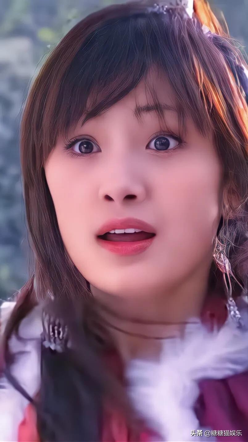 18岁的杨幂：清纯漂亮，灵动可爱