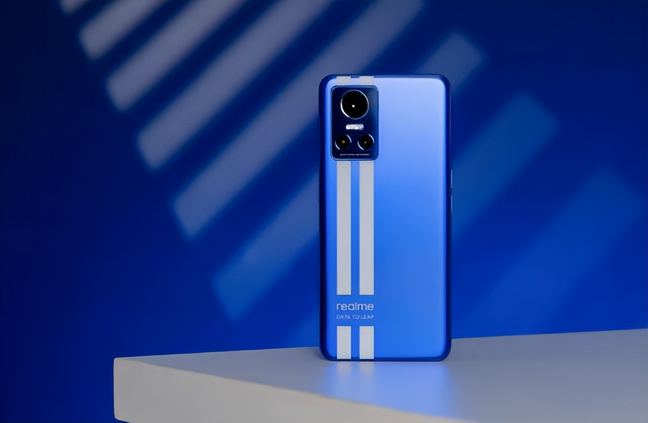 7月最值得买的4款手机，覆盖中、高、低三档，用三五年不成问题