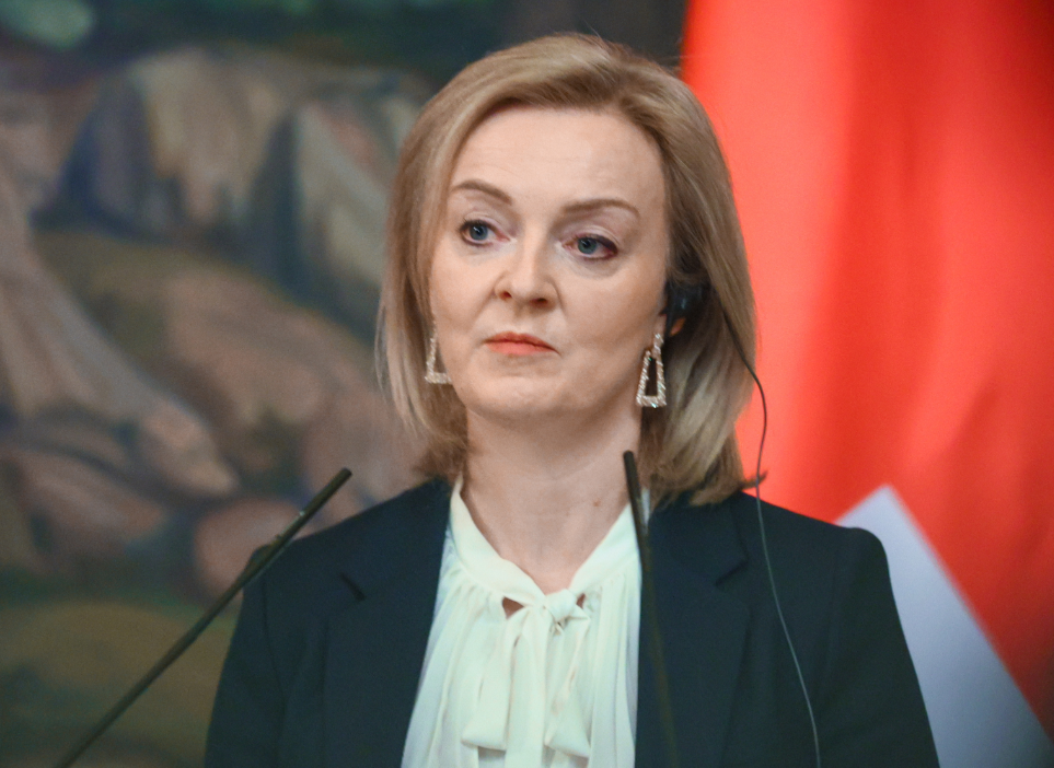 還未勝選，就叫囂制裁中國，英首相候選人揚言：不會對華“手軟”