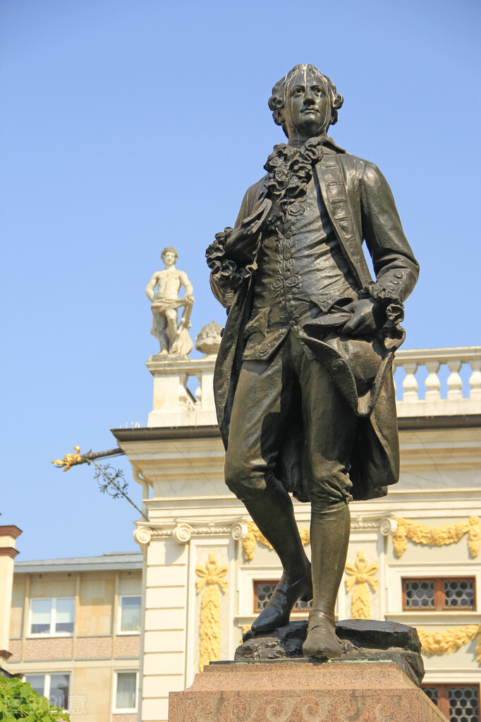 伟大的西方诗人,抒情诗绝美,歌德十句美言,暗含浓烈的人生真谛