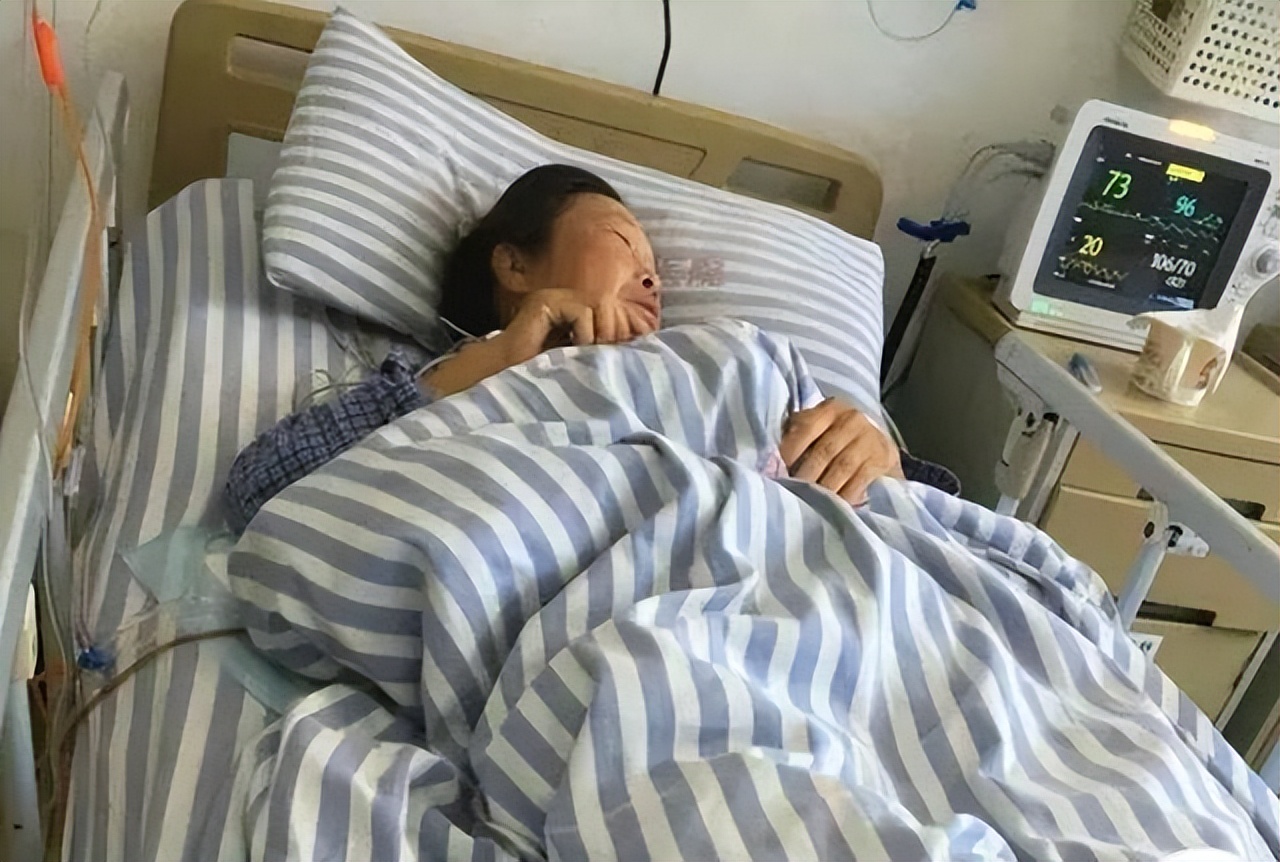 2003年，江西学子成高考状元大摆宴席，为何最后与父母失联9年？