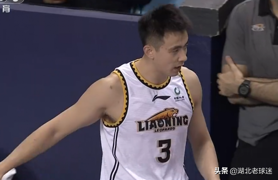 cba北京首钢为什么下滑(CBA辽宁队惨败北京首钢的原因曝光！主持人2次点评：赵继伟胖了)