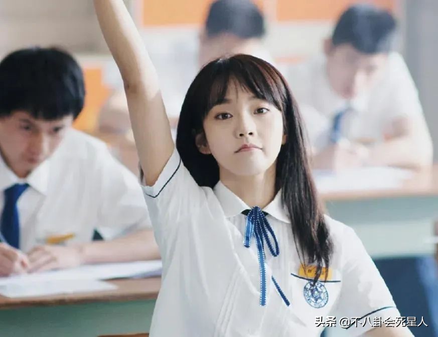 30+女星演高中生，个个灵气又娇嫩，她们是怎么做到的？