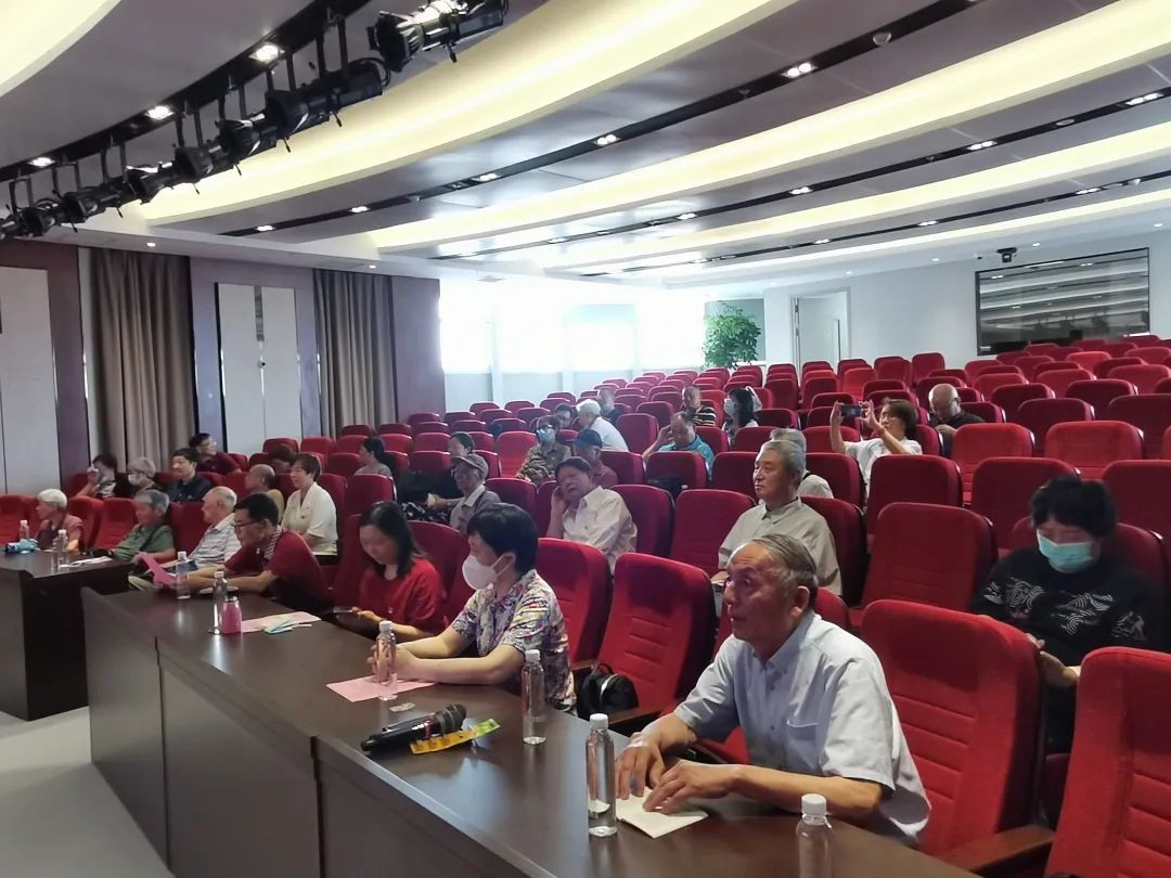 苏州市中医医院组织退休党员开展主题党日活动