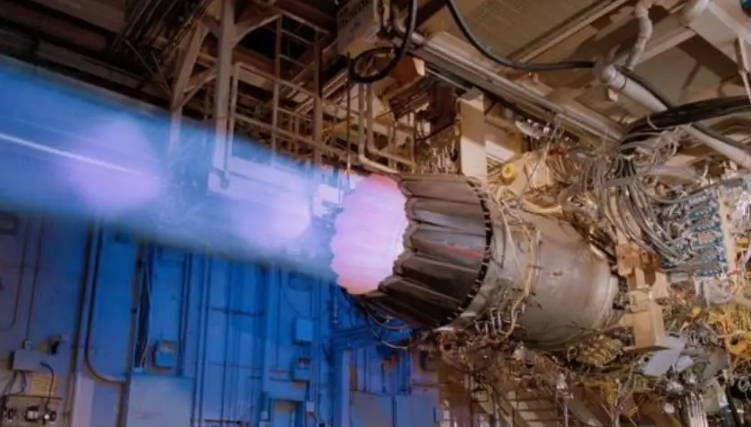 ����������������������Աȣ���6800Сʱ����3400Сʱ�����й���