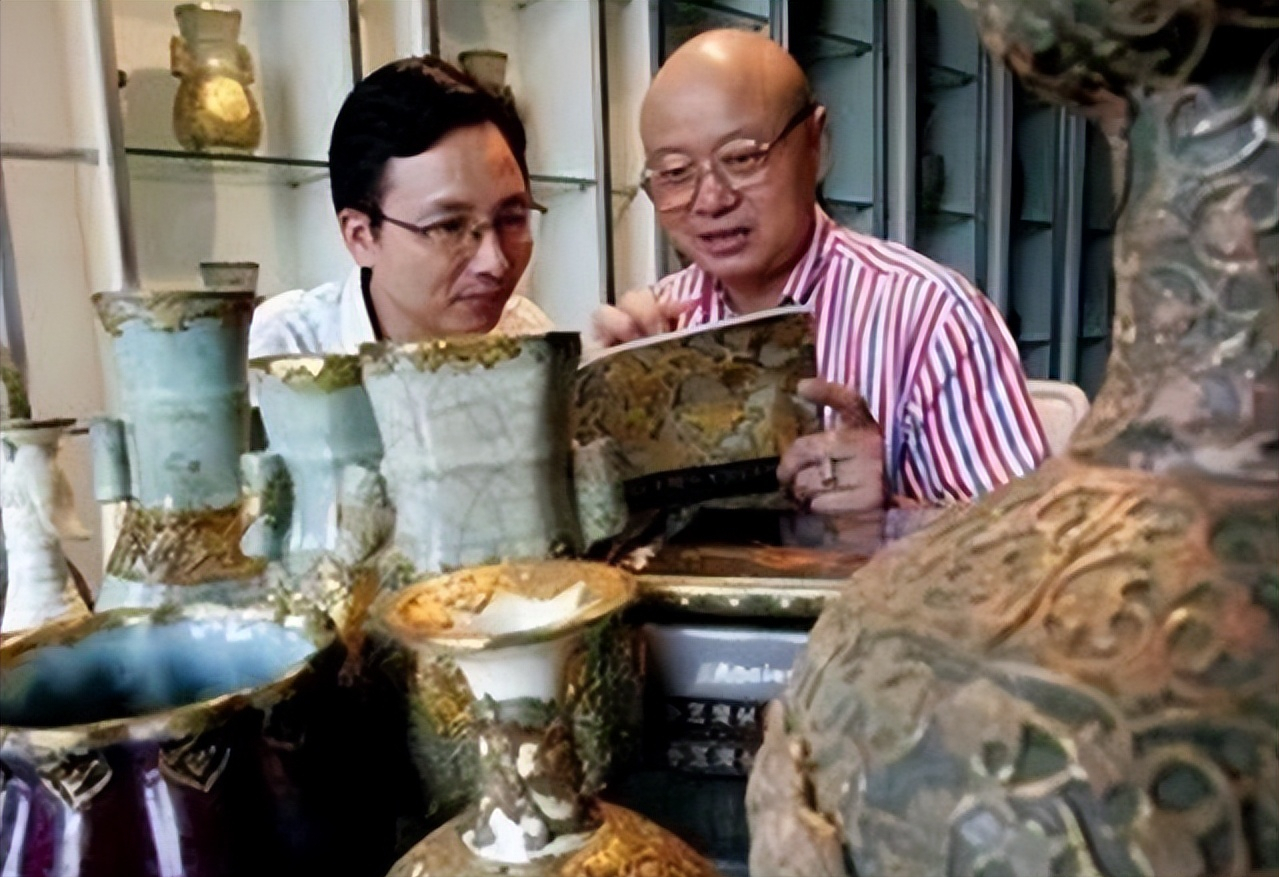 1993年,莆田收藏家2000万买下1吨重沉香龙床,14年后价值20亿