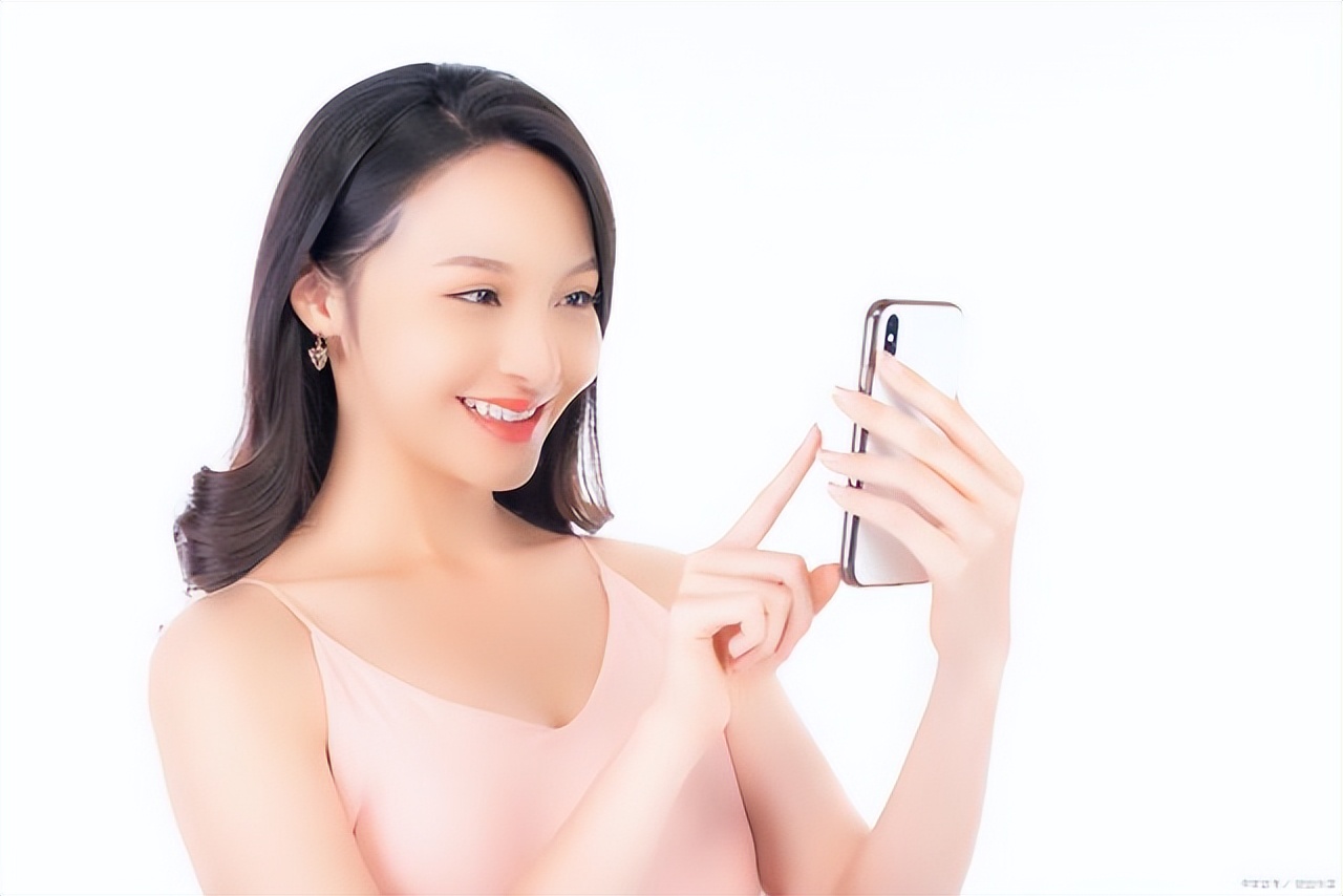 火车电子客票需要取票吗？购票时就已经决定了，学生、儿童需注意