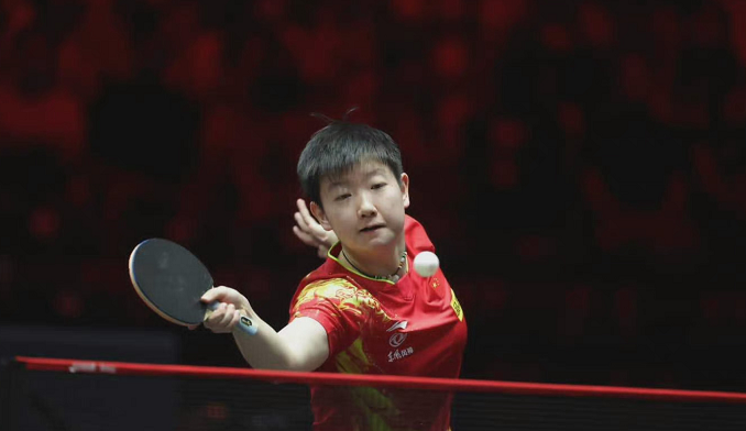 孫穎莎vs劉詩雯（晉級八強！孫穎莎3-0淘汰劉詩雯，完美復仇，強勢沖擊三冠王）