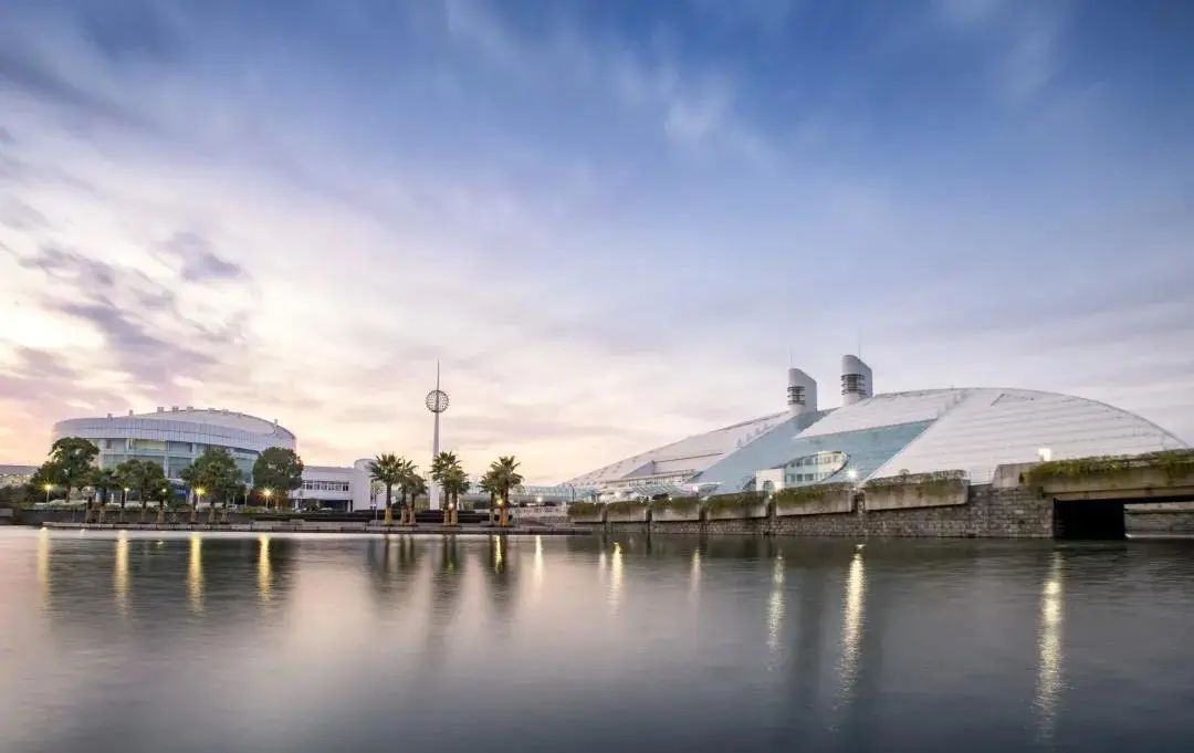 你，爱上浙大的理由是________