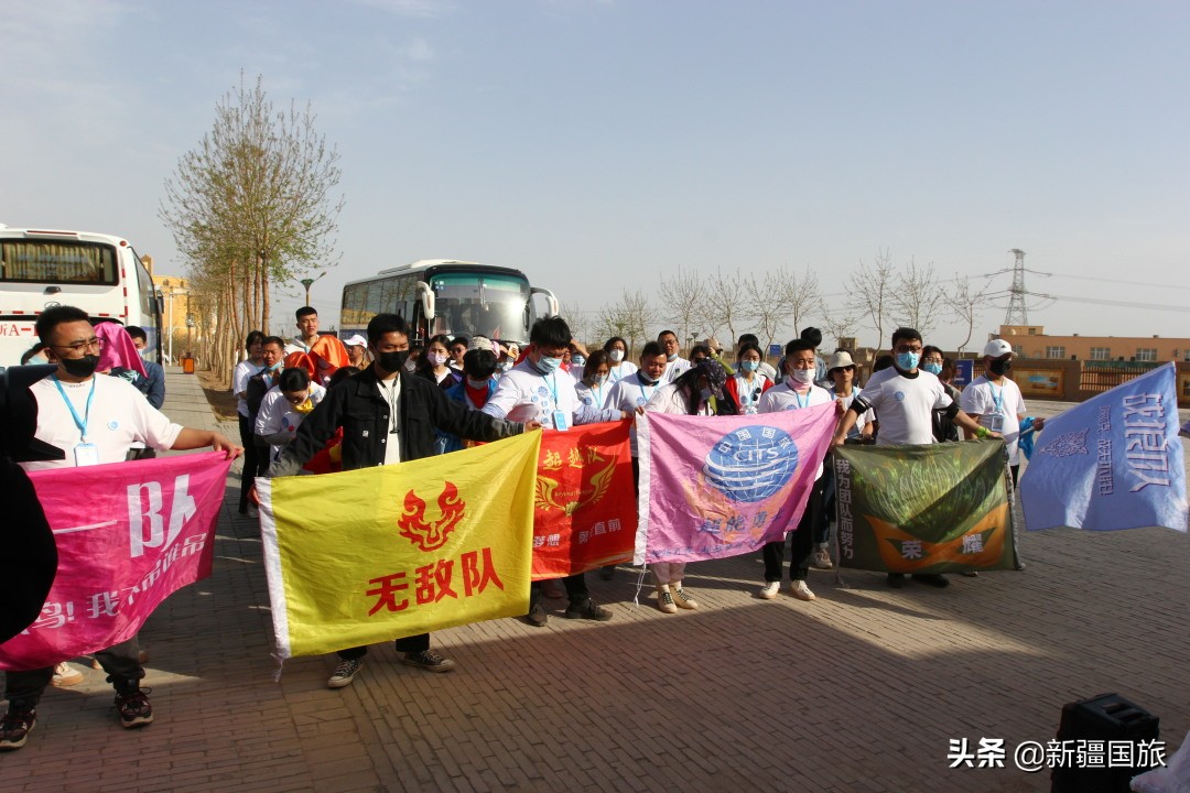 去时风雨锁寒江，归来落英染轻裳！提前踩线吐鲁番：共度大好春光