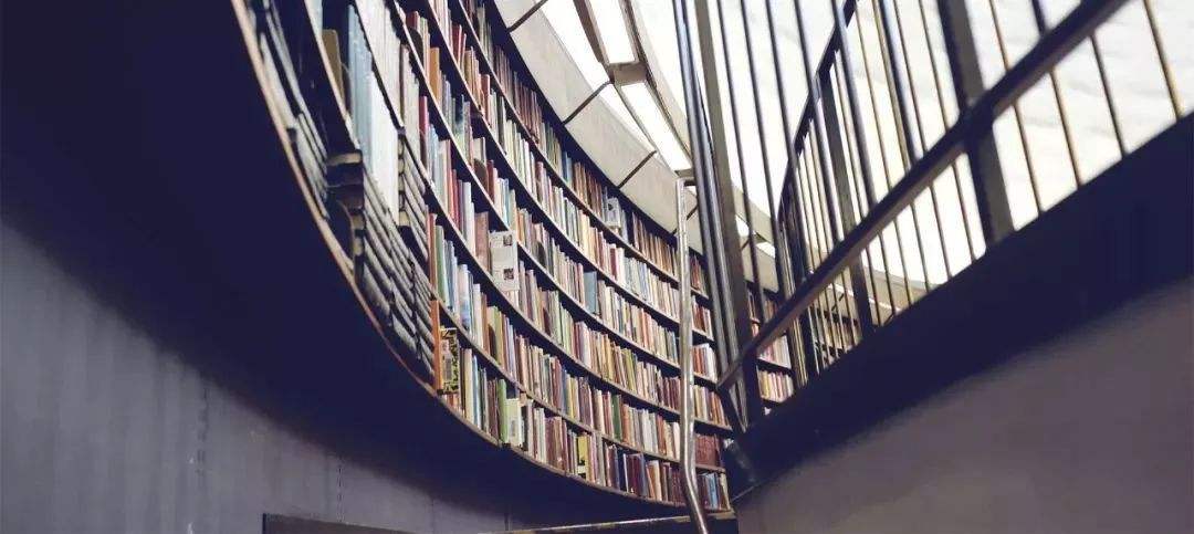 深圳市龙华区全区学校337所，在校生有26.6万人