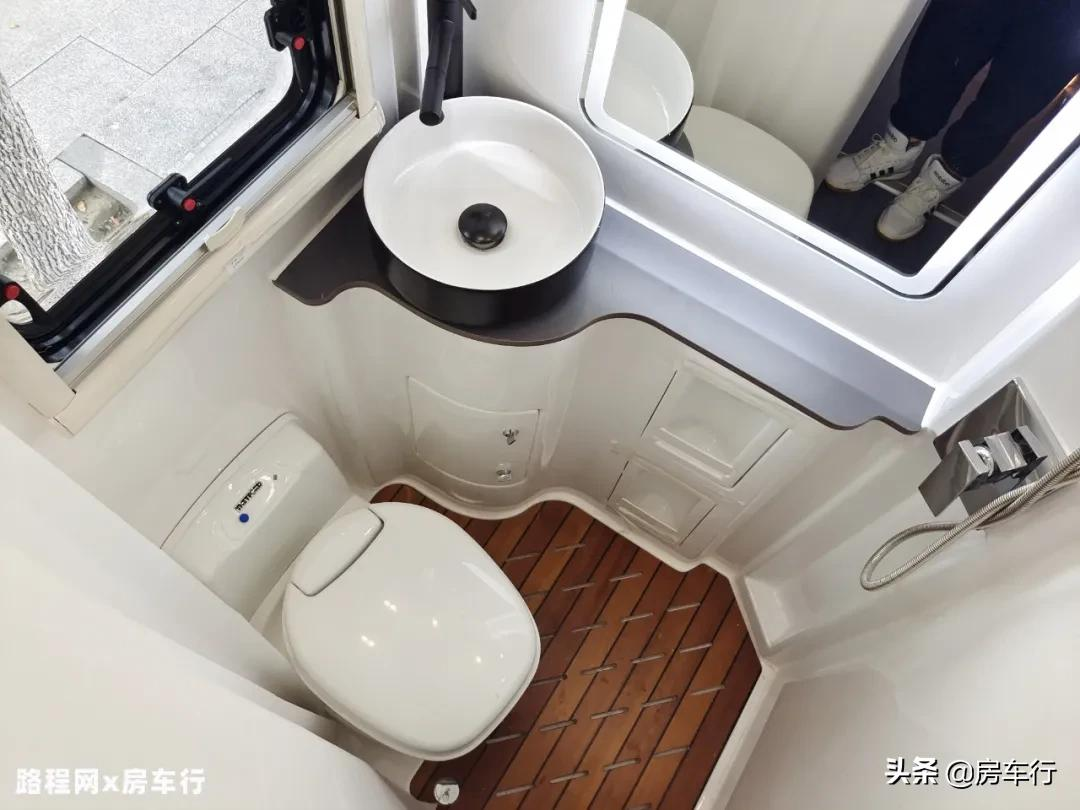 高端代名詞?這十三款進口依維柯房車各有千秋,你更喜歡哪一款呢