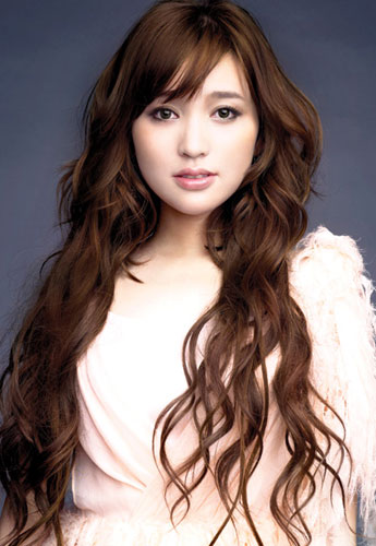 金莎，甜美可爱型女星
