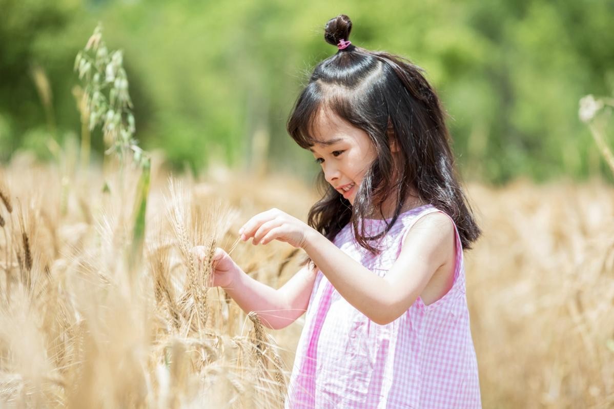 在孩子的样貌“定型”前，这样做，孩子越长越好看，建议父母看看