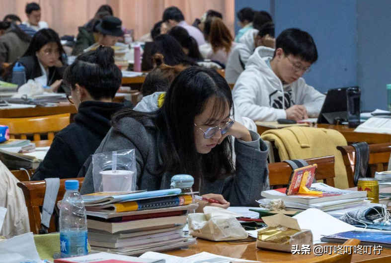 浙江工商大学会计专硕学费（高校研究生学费上涨）