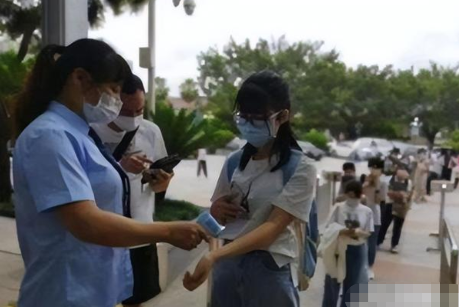 幸福来得太突然，“超长暑假”要来了？大学生有望迎3个月长假